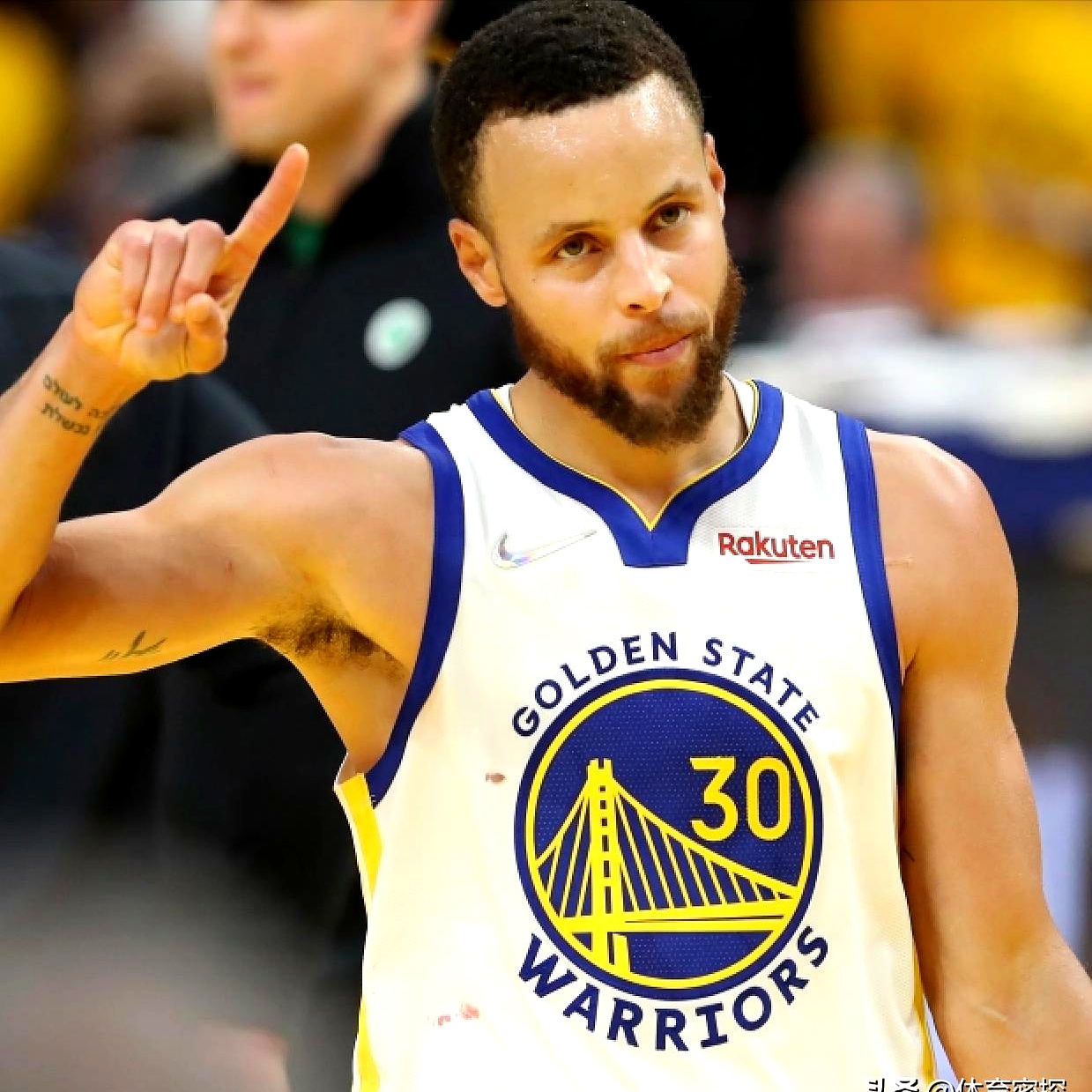 NBA季后赛倒计时，孟菲斯灰熊今夜外线爆发，细节引发关注，压力陡增，赛程密集仍需轮换的简单介绍