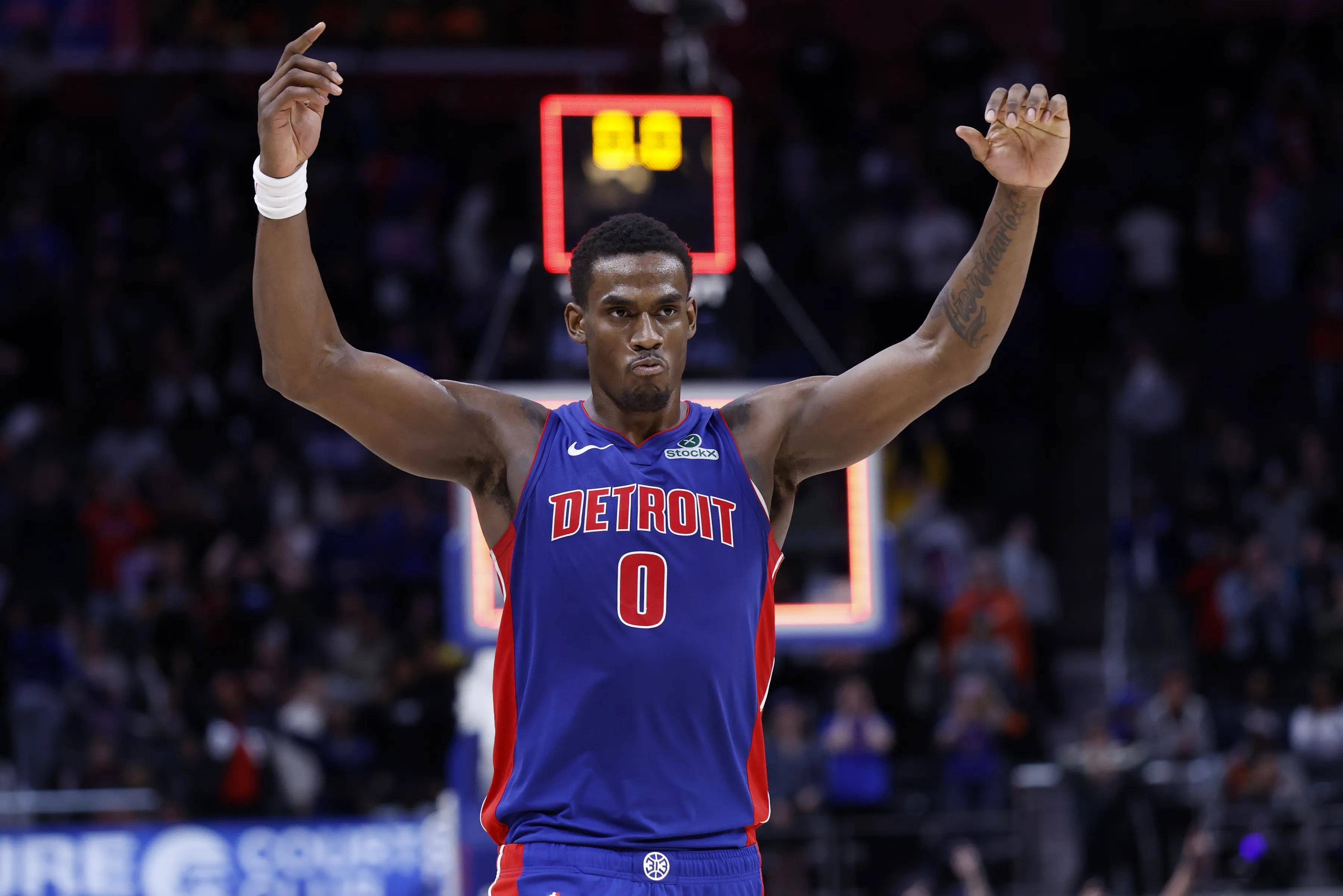 拉齐奥发布备战花絮；今晨官宣签约；CBA常规赛任务艰巨；年轻球员得到机会的简单介绍